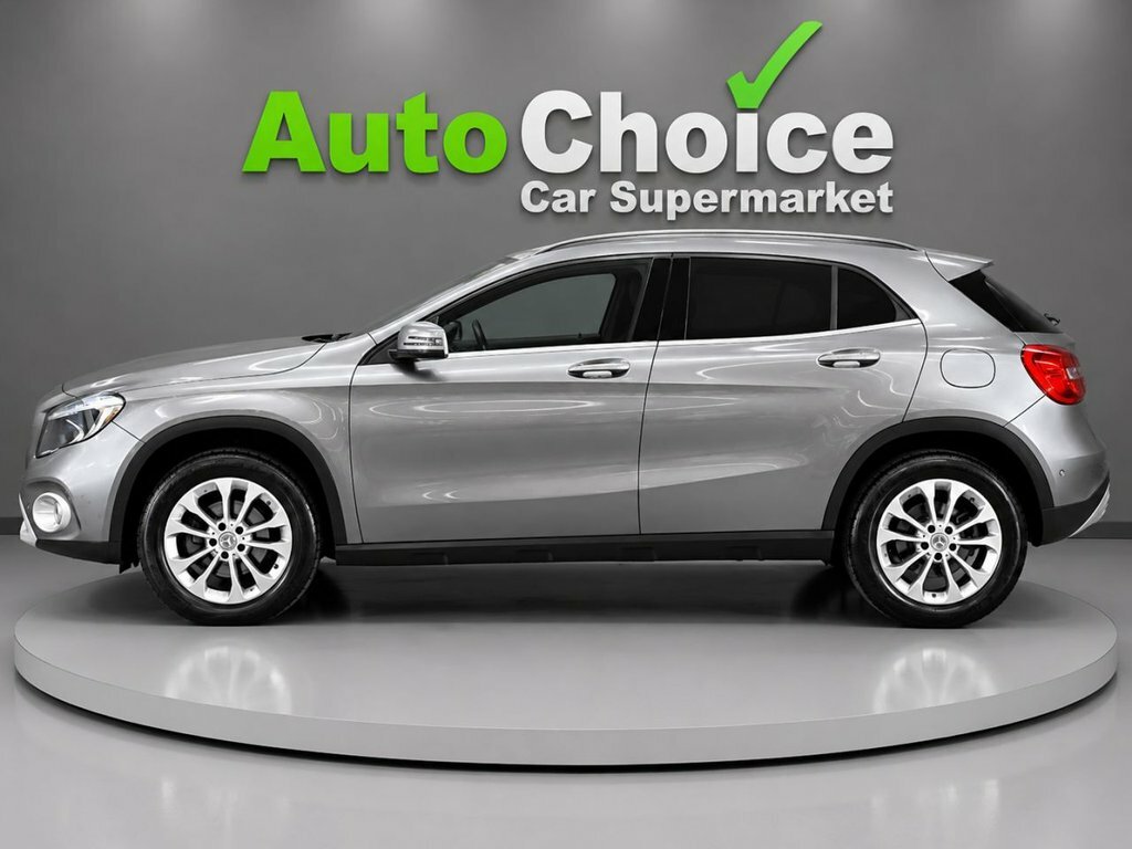 Mercedes-Benz GLA Class 1.6L Se Grey