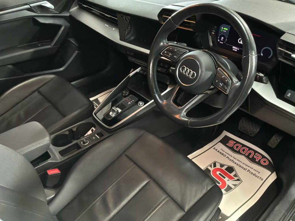 Audi A3 1L Sport GY21RCV White #5