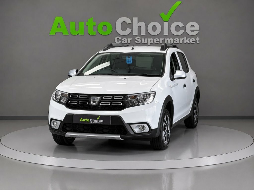Dacia Sandero Stepway 1L Essential White #2