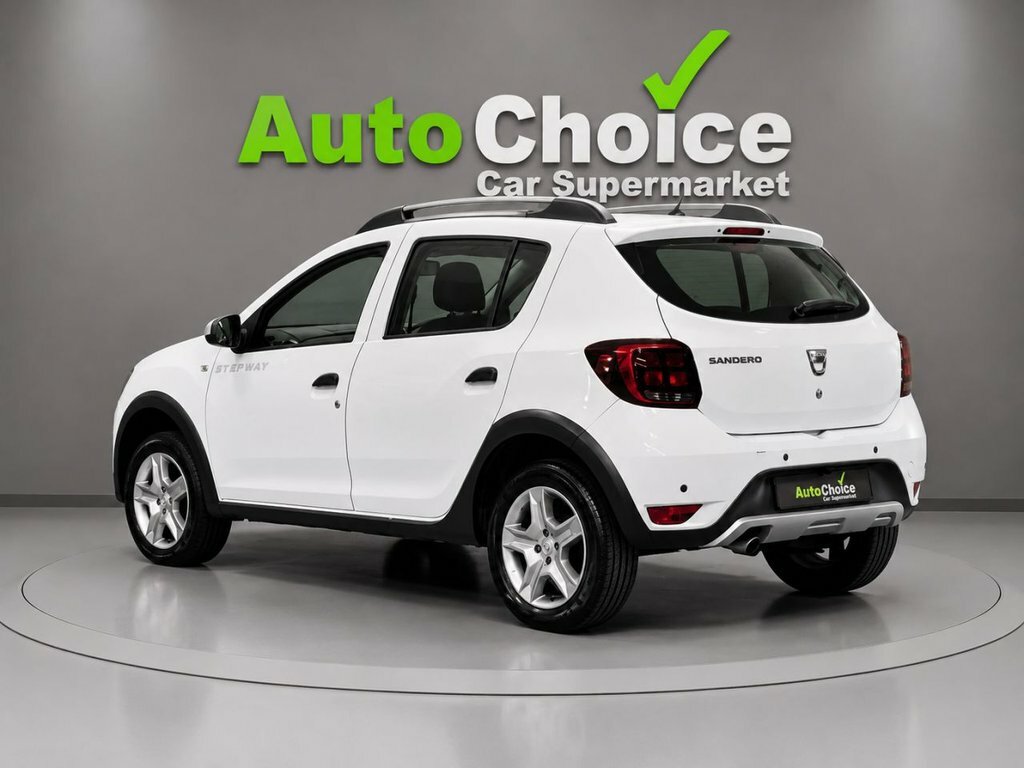 Dacia Sandero Stepway 1L Essential White #4