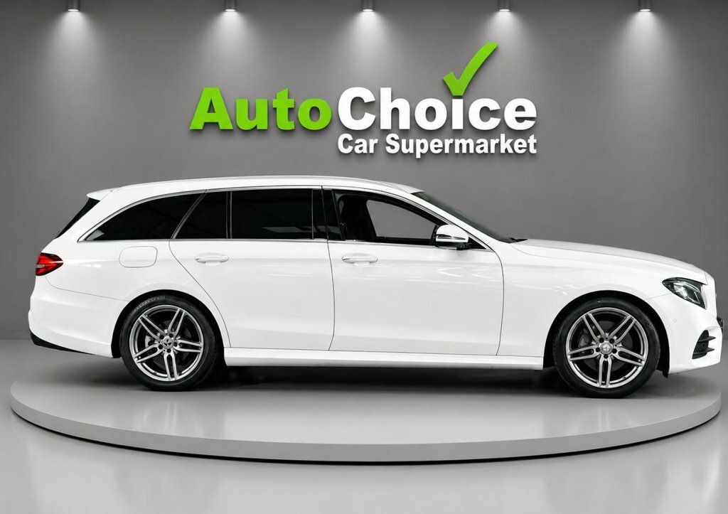 Mercedes-Benz E Class 2L Amg Line White #5