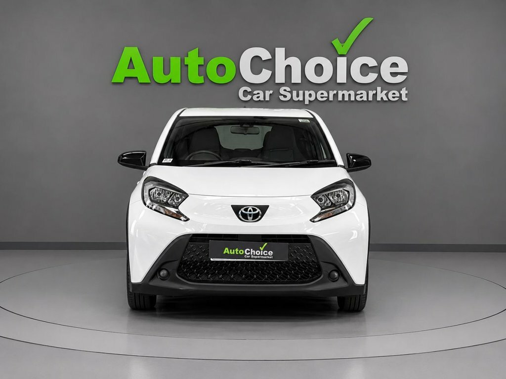 Toyota Aygo X 1L Pure White