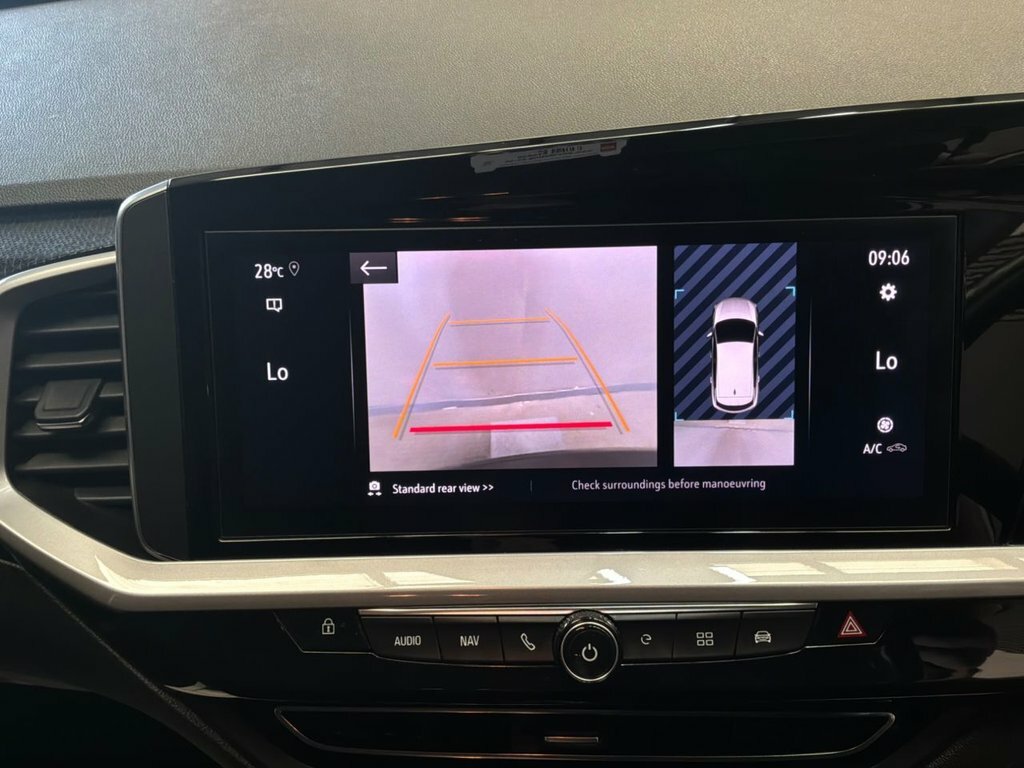 Vauxhall Adam 50Kwh Sri Premium Hatchback 136 Grey #26
