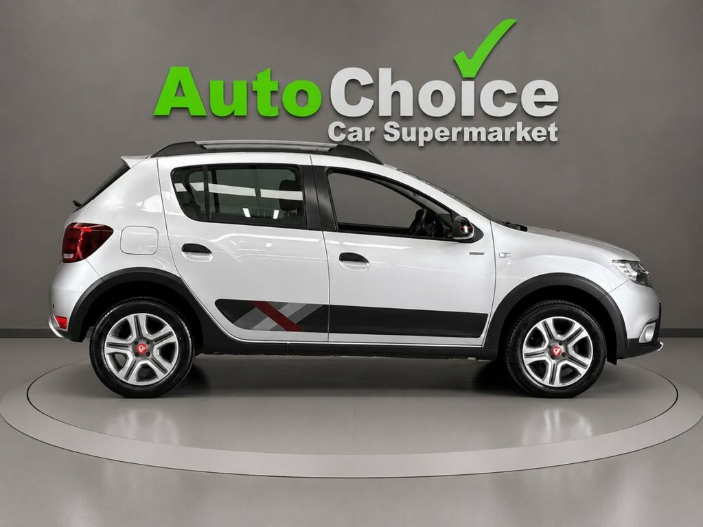 Dacia Sandero Stepway Hatchback ST69NHA Grey #5