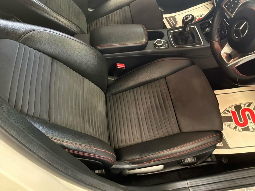 Mercedes-Benz A Class 1.6L Amg Line White #2