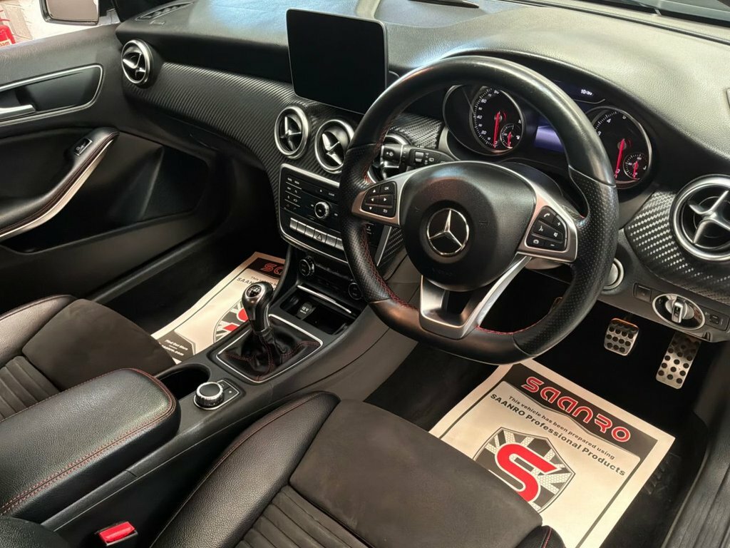 Mercedes-Benz A Class 1.6L Amg Line White #3