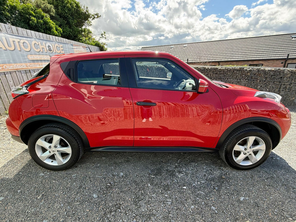 Nissan Juke 1.6 Visia Euro 6 Red #4