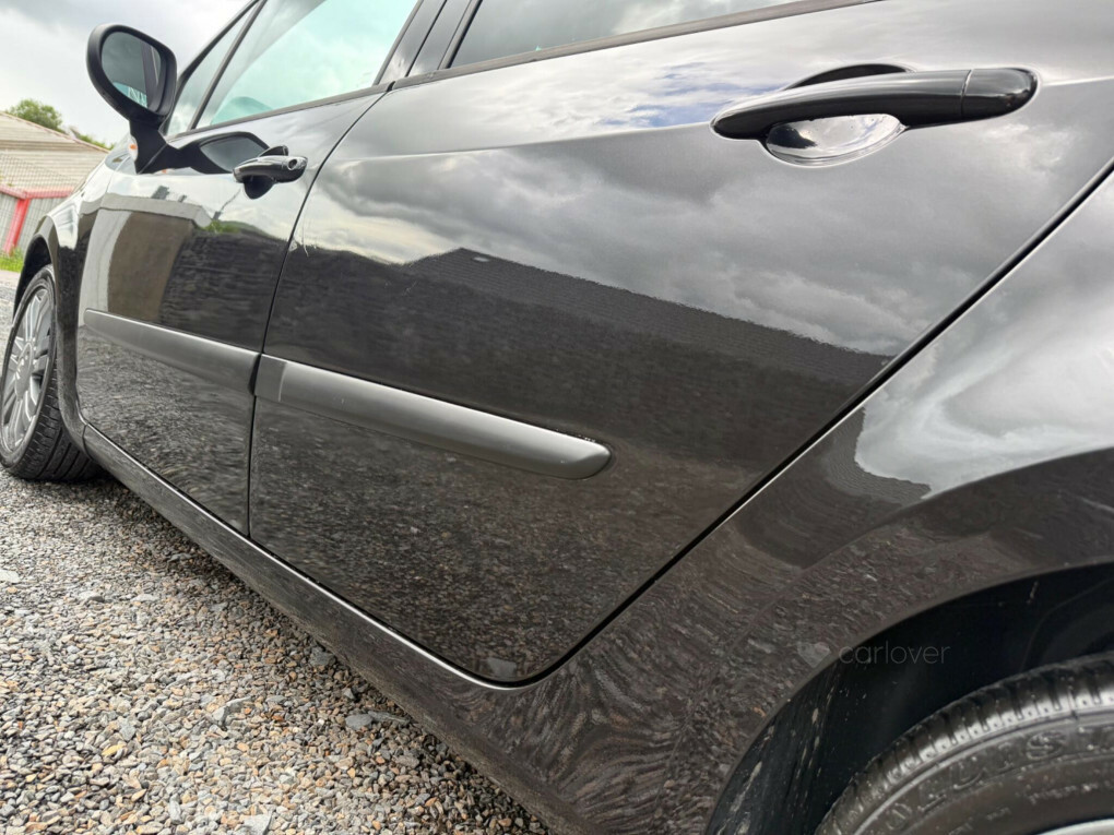 Renault Grand Modus Dynamique Red #23