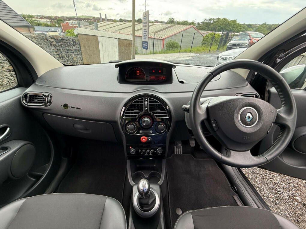Renault Grand Modus Dynamique Red #73
