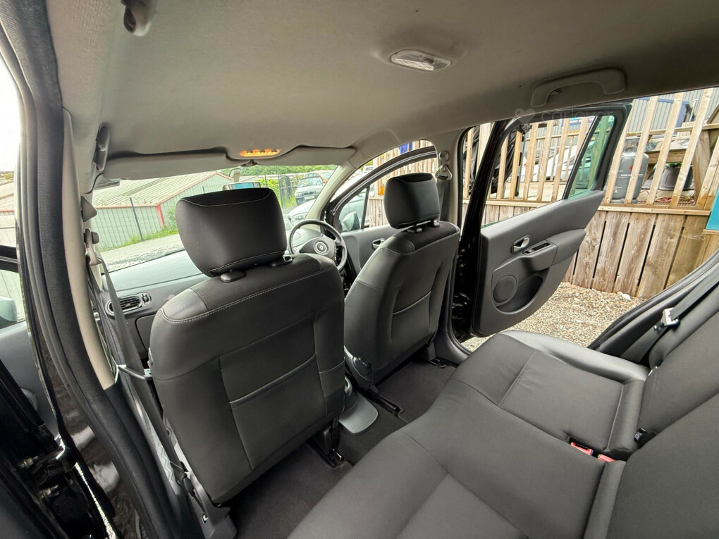 Renault Grand Modus Dynamique Red #66