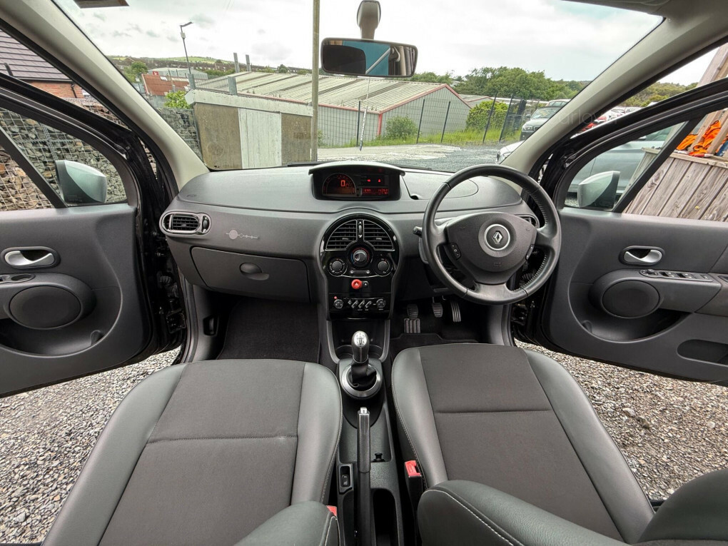 Renault Grand Modus Dynamique Red #55