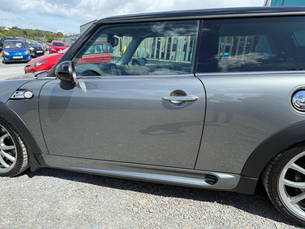 Mini Hatch Cooper S Red #25