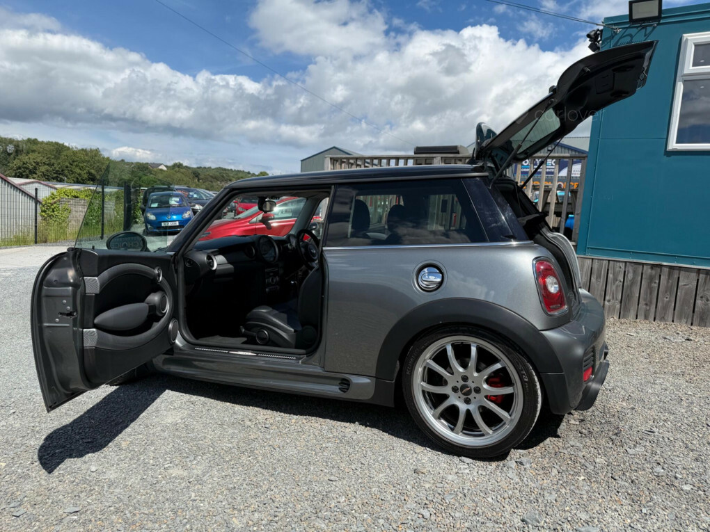 Mini Hatch Cooper S Red #40