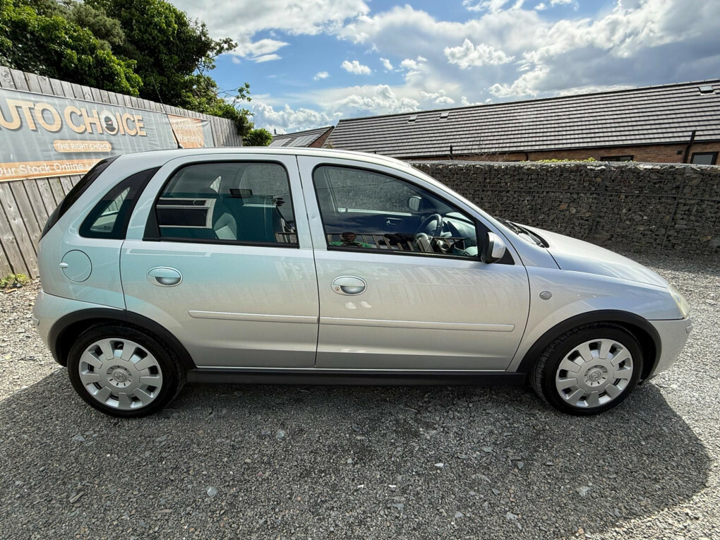 Vauxhall Corsa Hatchback Green #4