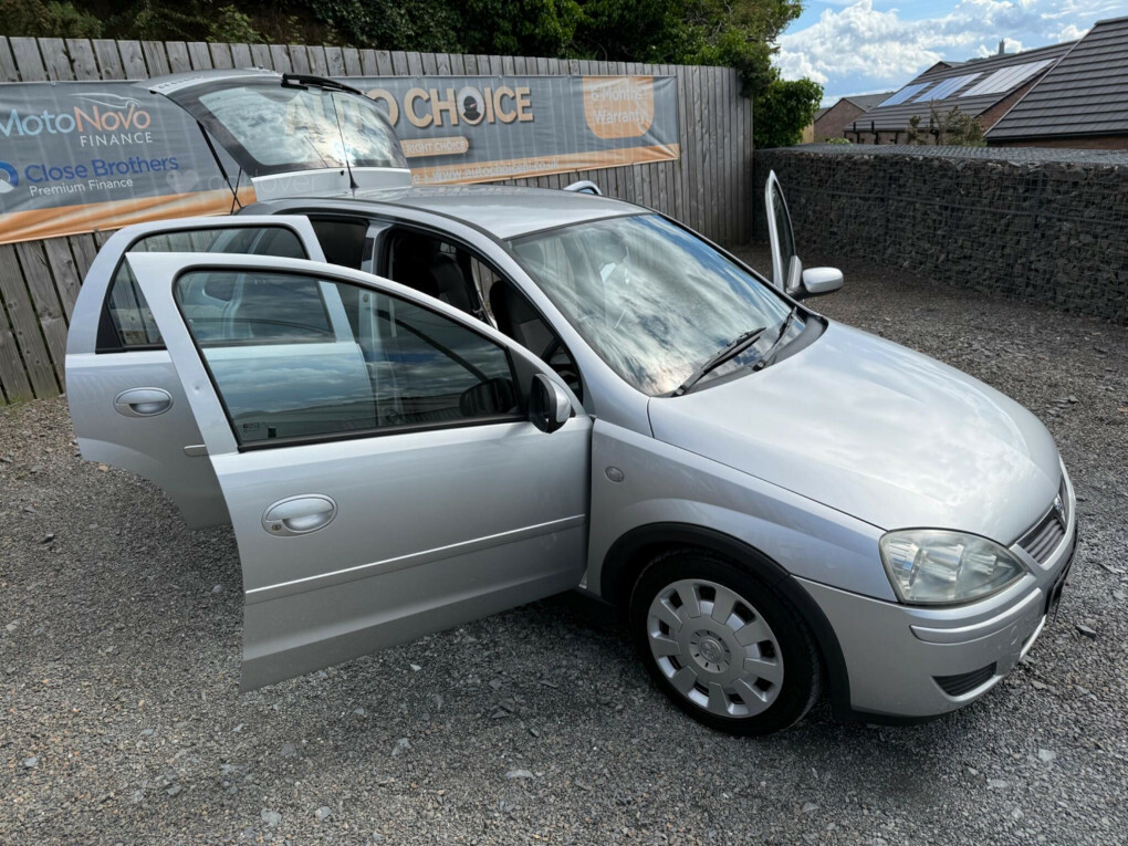 Vauxhall Corsa Hatchback Green #38