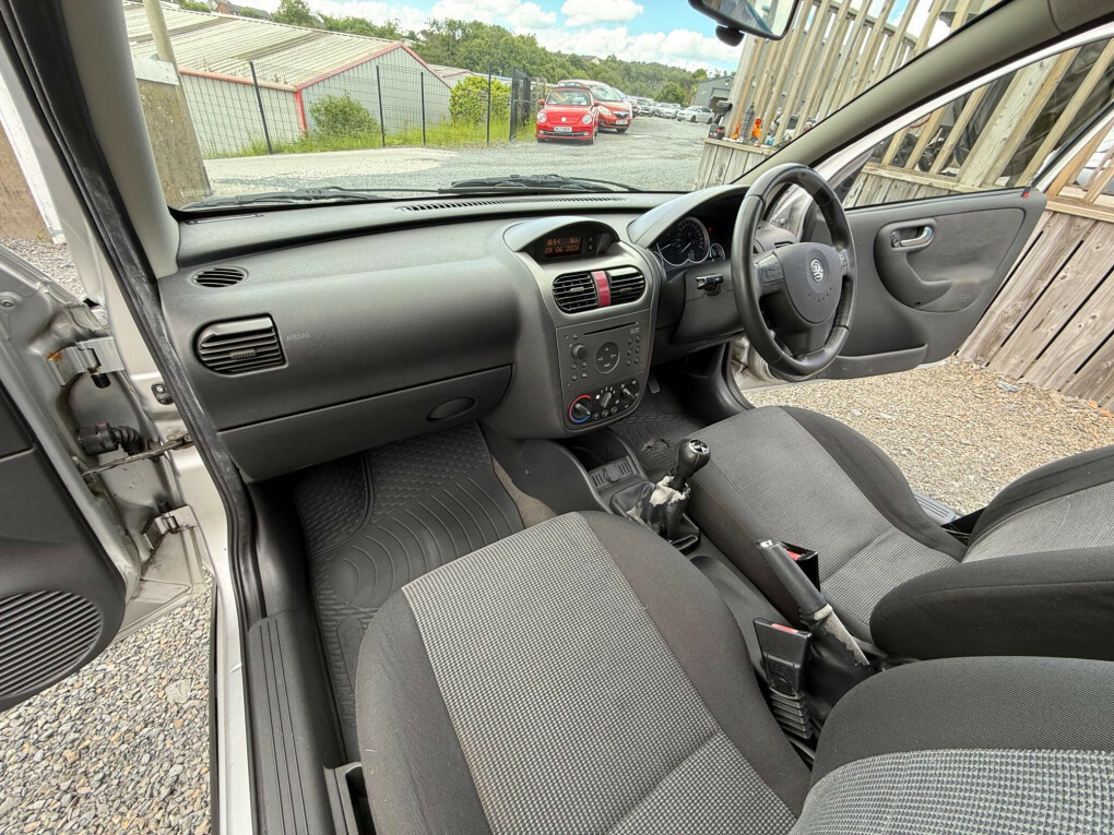 Vauxhall Corsa Hatchback Green #60