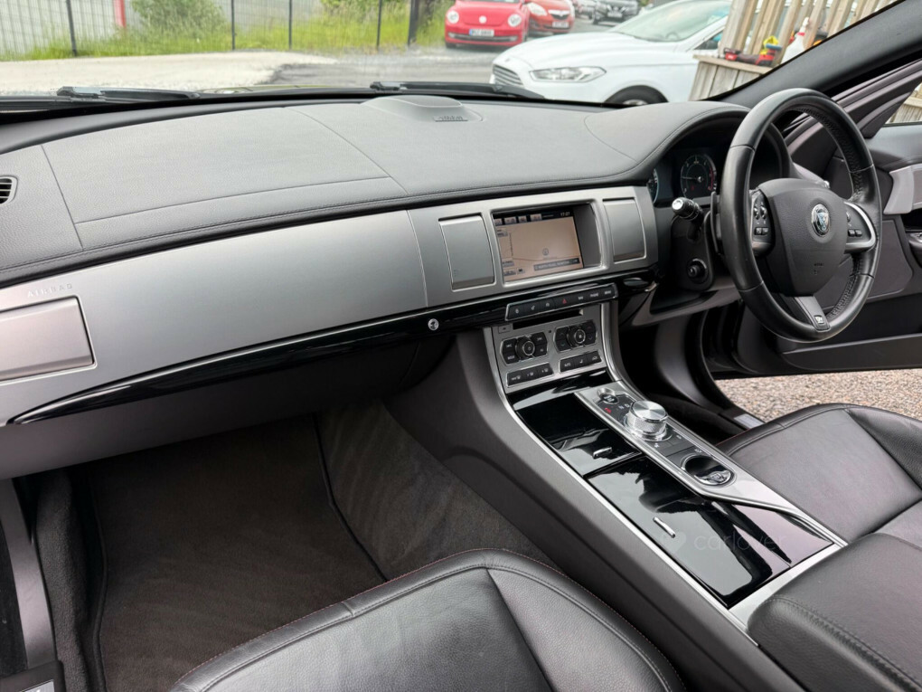 Jaguar XF 3.0 V6 S Red #74