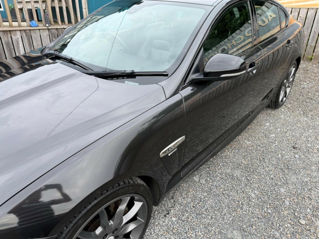 Jaguar XF 3.0 V6 S Red #30