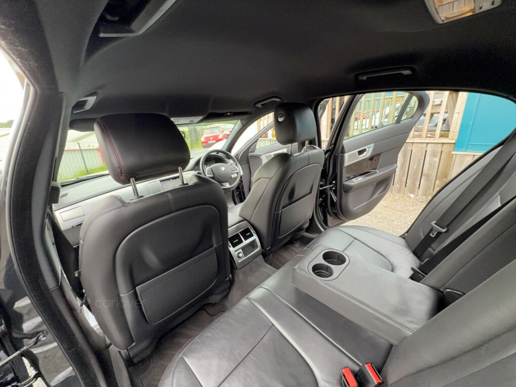 Jaguar XF 3.0 V6 S Red #71