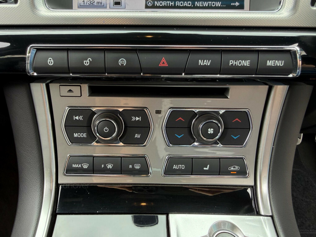 Jaguar XF 3.0 V6 S Red #85
