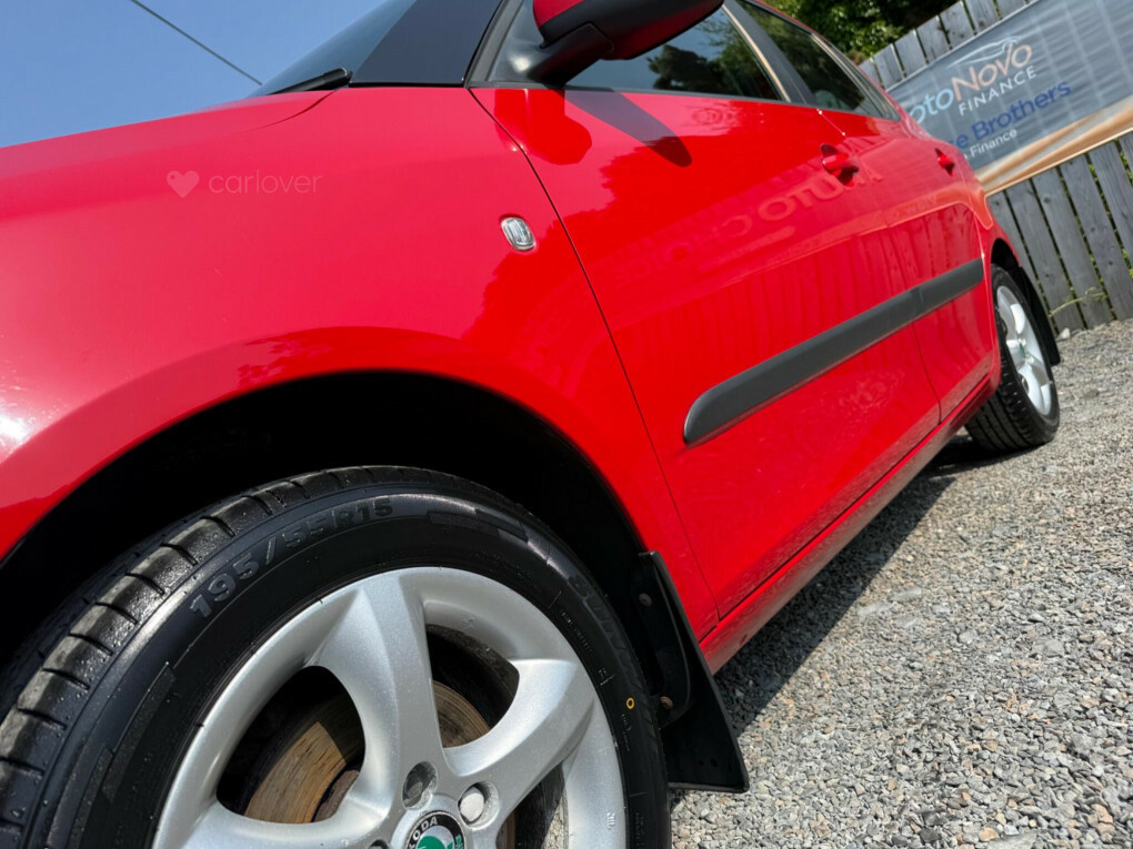 Skoda Fabia 1.2 12V Se Grey #28