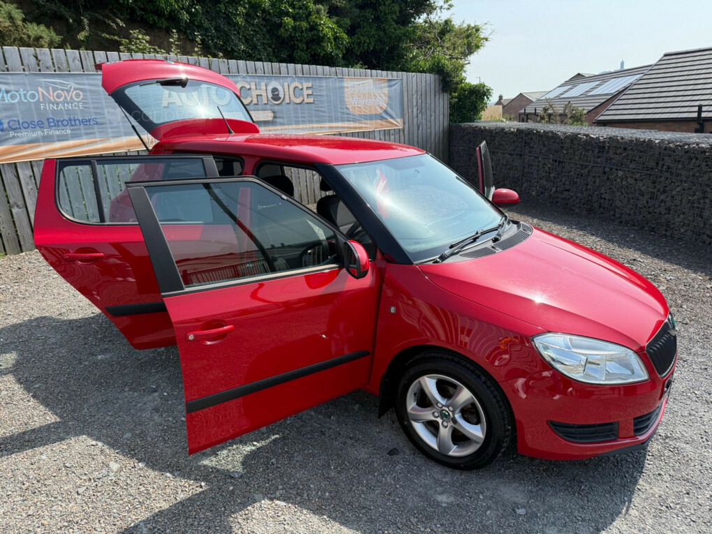 Skoda Fabia 1.2 12V Se Grey #40