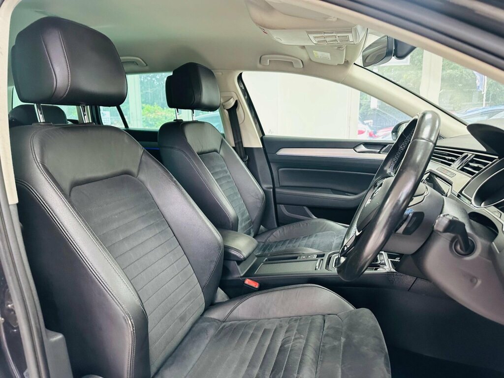 Volkswagen Passat  Silver #23