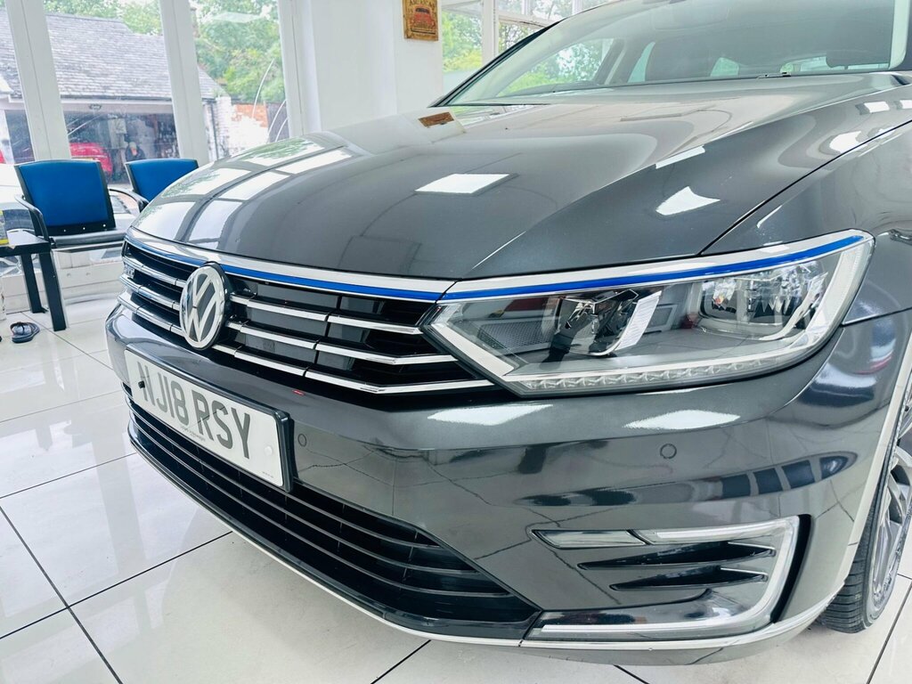 Volkswagen Passat  Silver #28