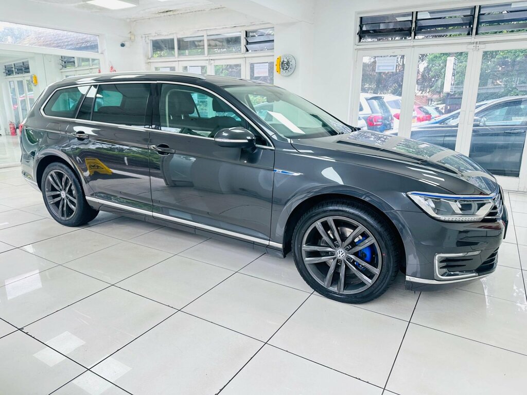 Volkswagen Passat  Silver #16