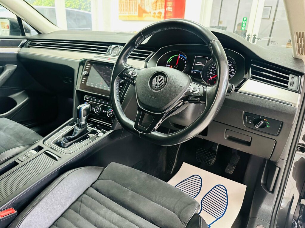 Volkswagen Passat  Silver #19