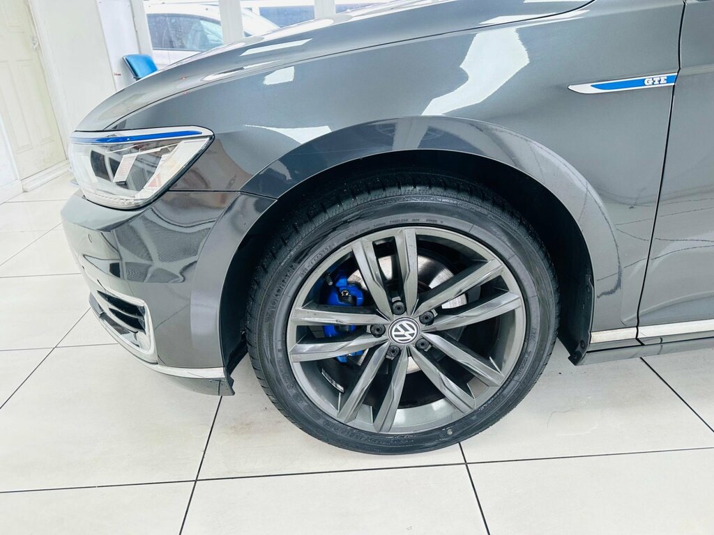 Volkswagen Passat  Silver #11