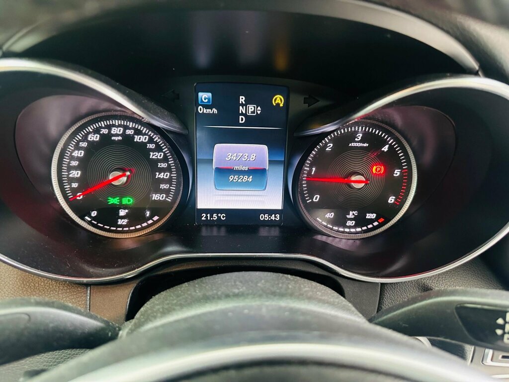 Mercedes-Benz C Class C220 Bluetec Se Black #4