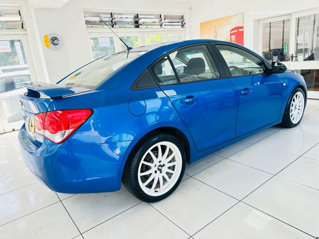 Chevrolet Cruze Lt Blue #22