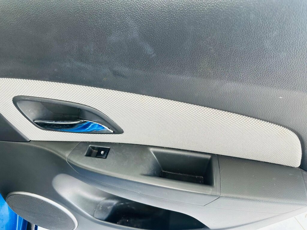 Chevrolet Cruze Lt Blue #30