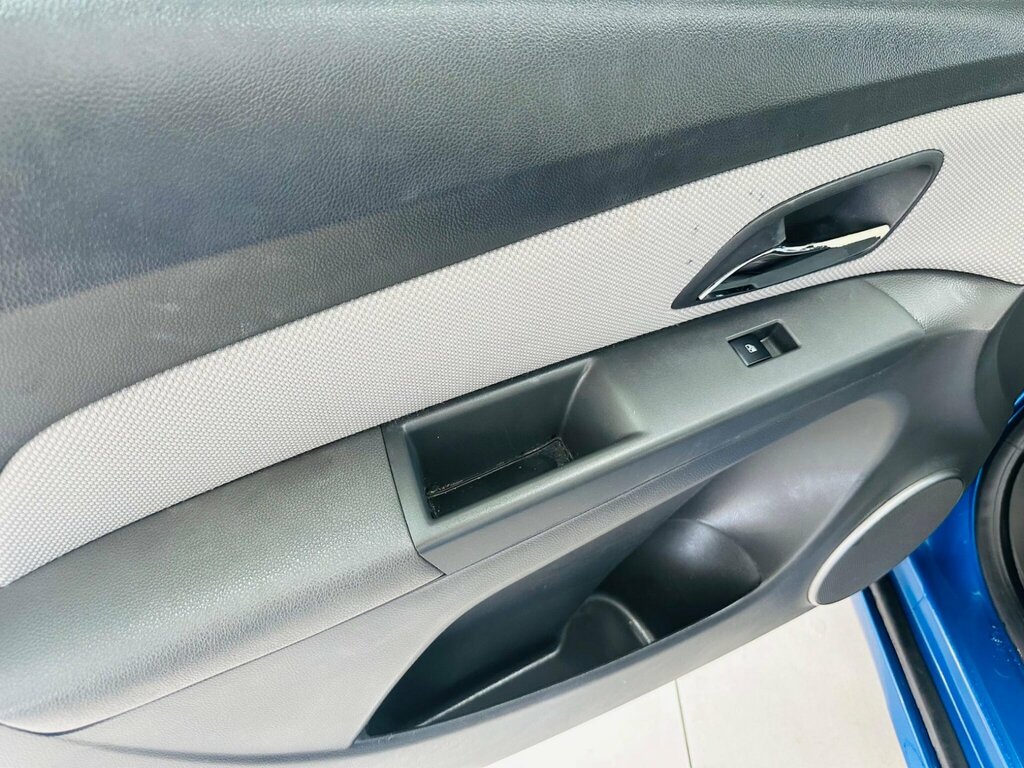 Chevrolet Cruze Lt Blue #32