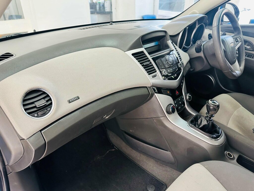Chevrolet Cruze Lt Blue #35