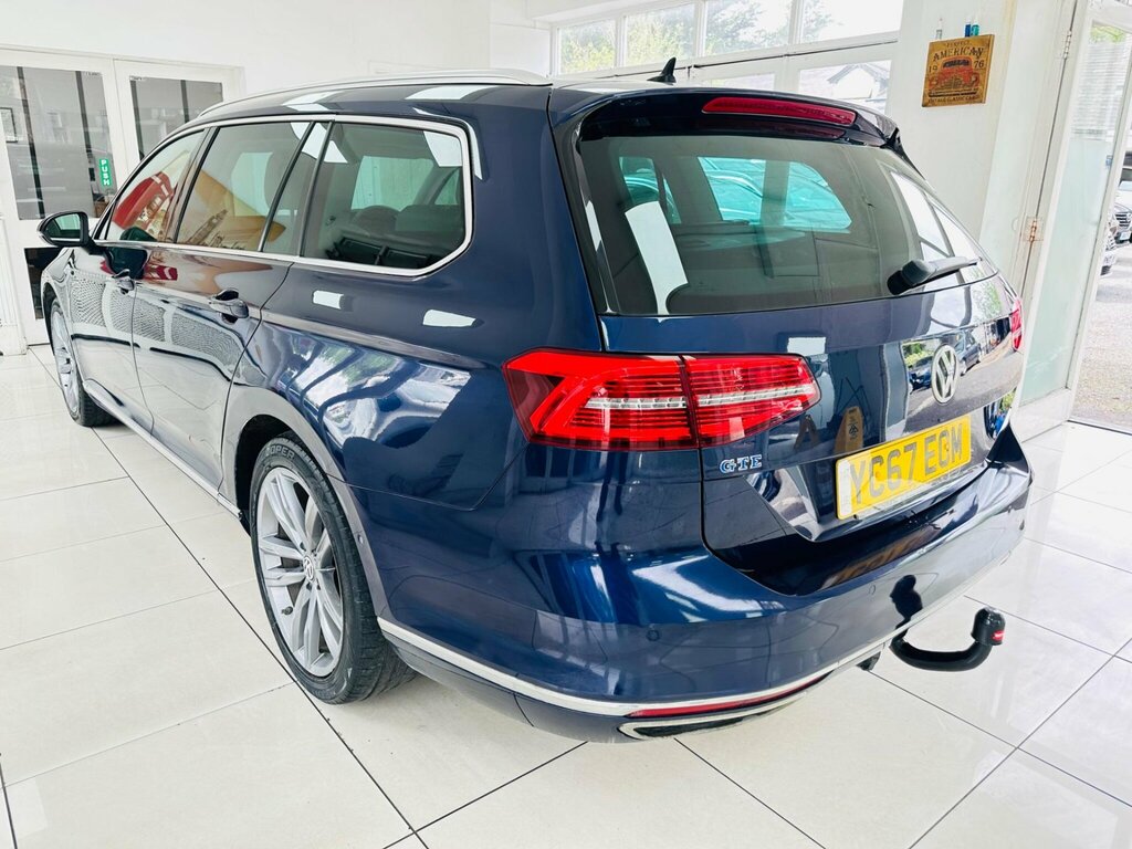 Volkswagen Passat 2017 17 2.0 Black #22