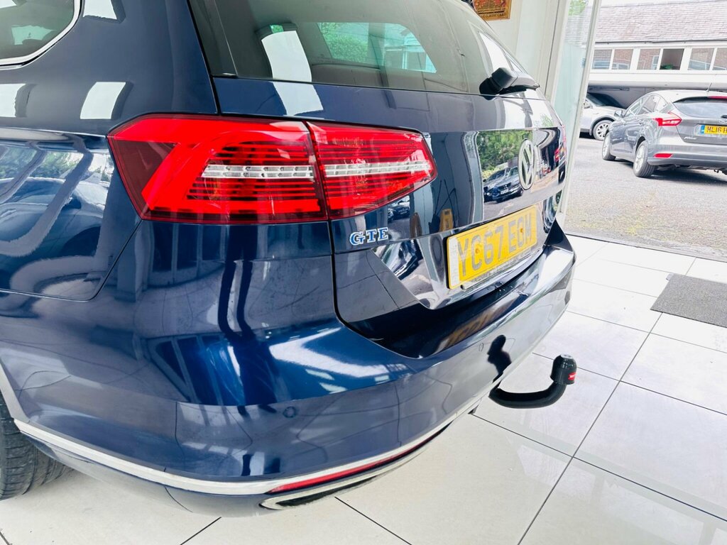 Volkswagen Passat 2017 17 2.0 Black #37