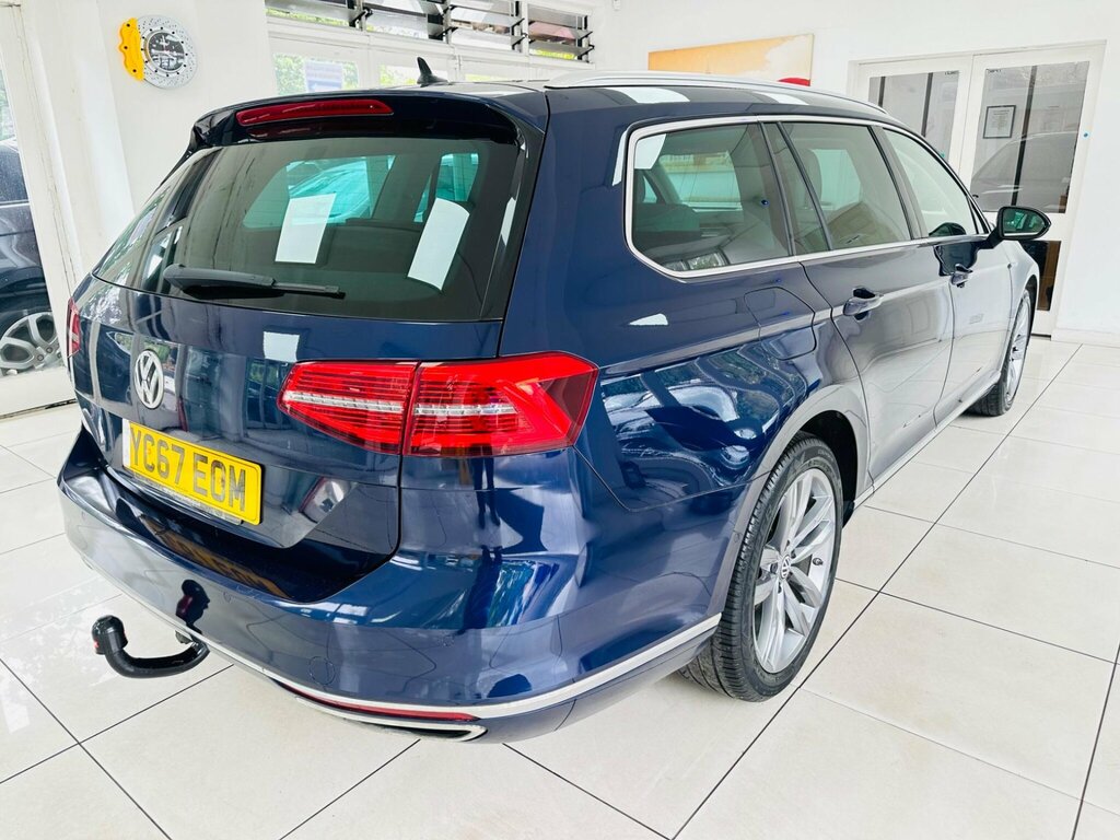 Volkswagen Passat 2017 17 2.0 Black #26