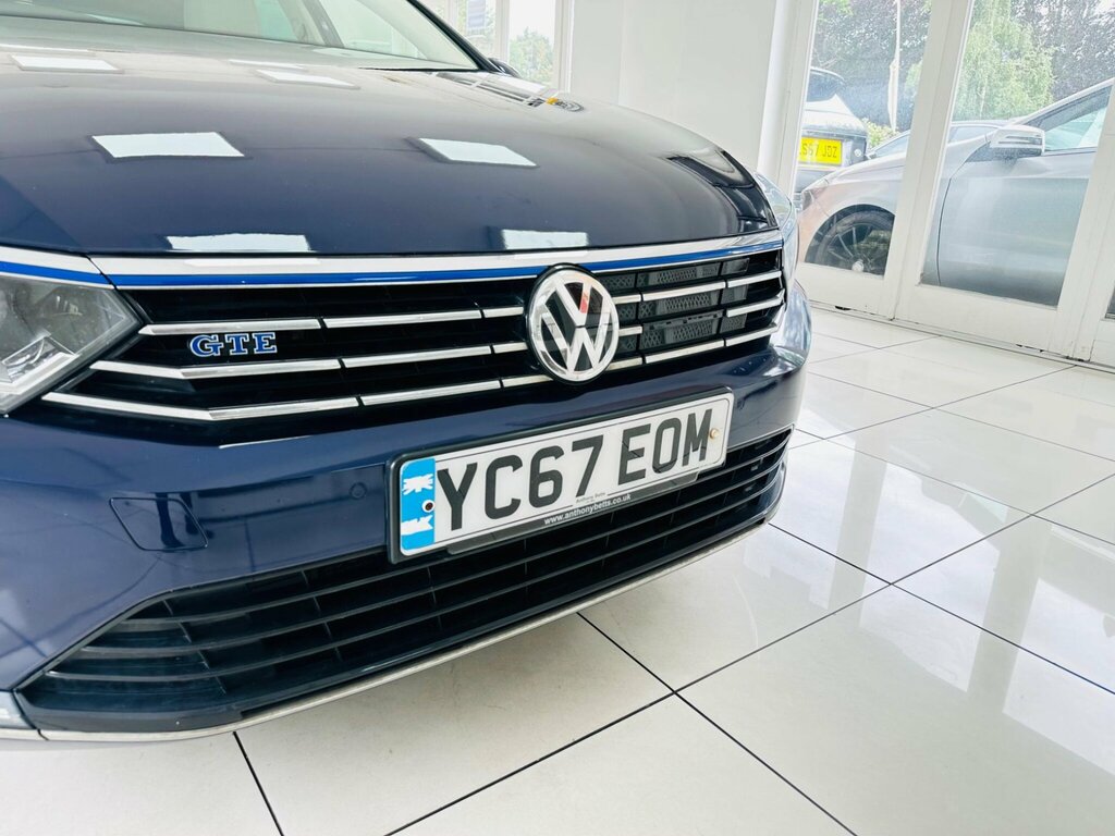 Volkswagen Passat 2017 17 2.0 Black #28