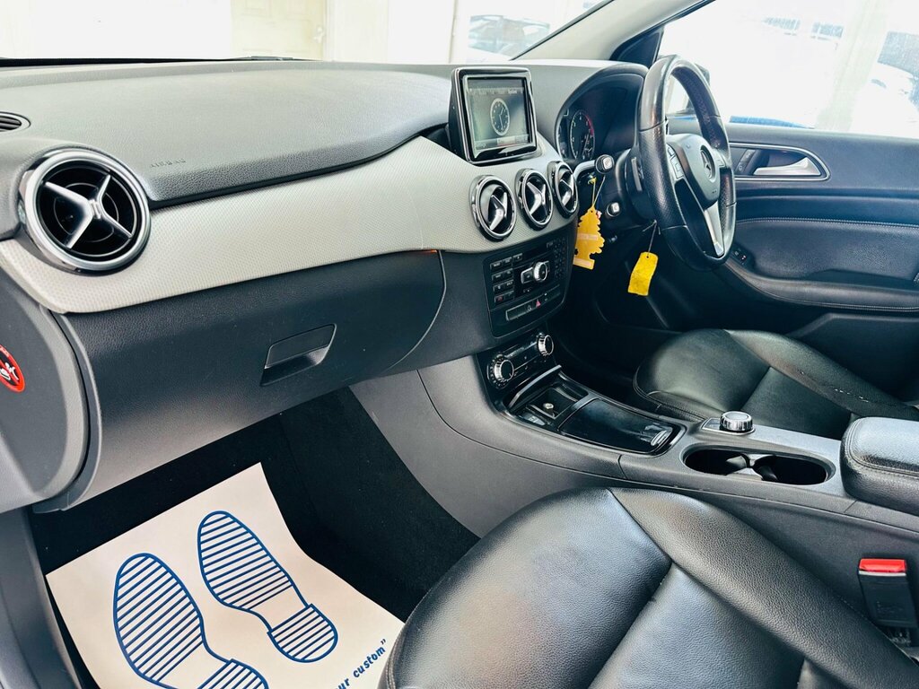 Mercedes-Benz B Class 1.5 B180 Cdi Black #28