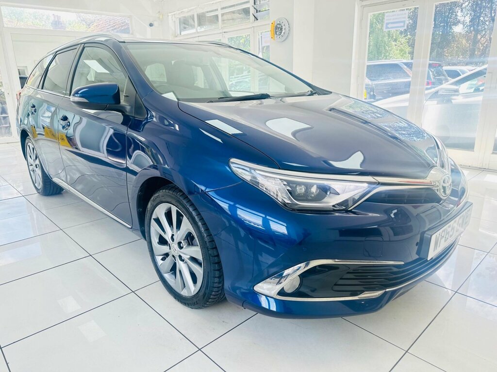 Toyota Auris 1.8 Vvt-h Excel Touring Sports Cvt Euro 6 Ss Blue