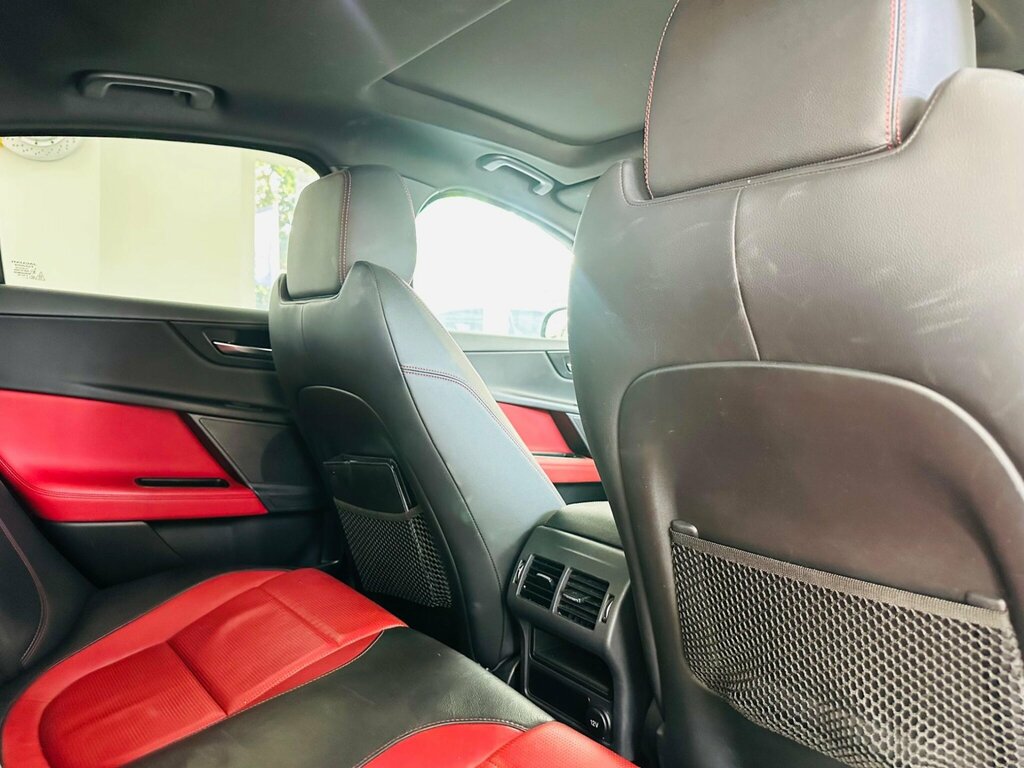 Jaguar XE R-sport Grey #27