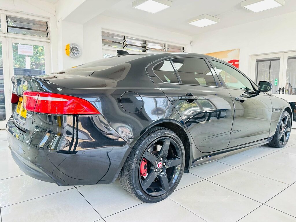 Jaguar XE R-sport Grey #9