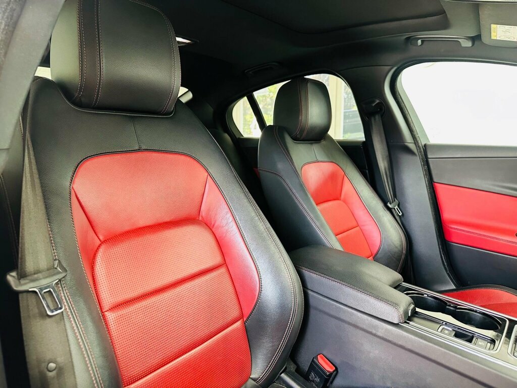 Jaguar XE R-sport Grey #25