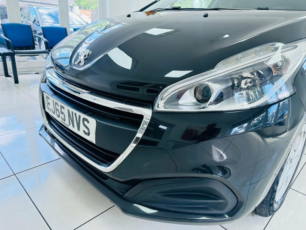 Peugeot 208 Puretech Allure Premium Grey #28
