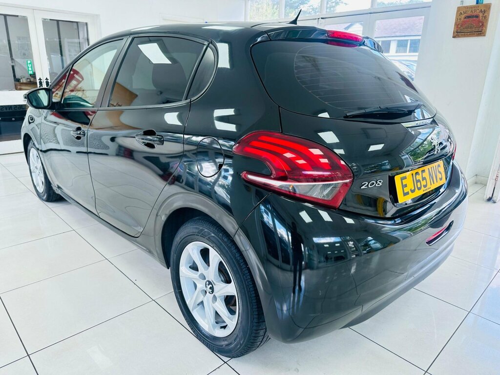 Peugeot 208 Puretech Allure Premium Grey #22