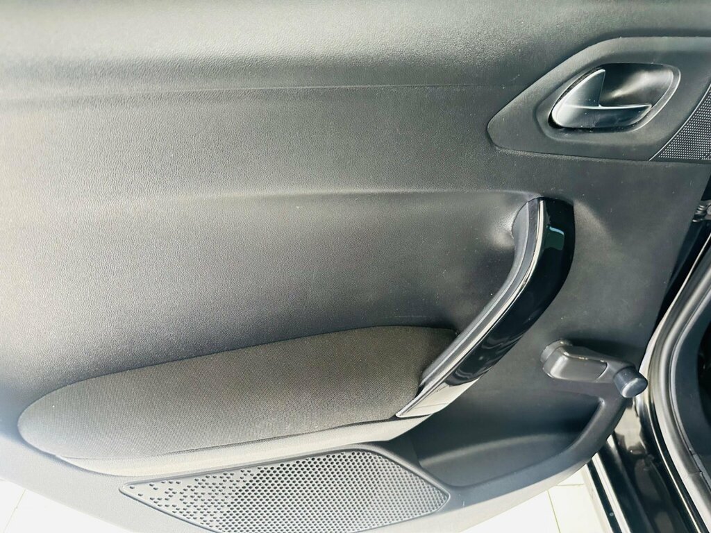 Peugeot 208 Puretech Allure Premium Grey #43