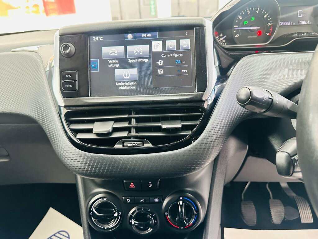 Peugeot 208 Puretech Allure Premium Grey #14