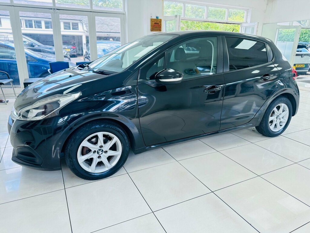 Peugeot 208 Puretech Allure Premium Grey #18